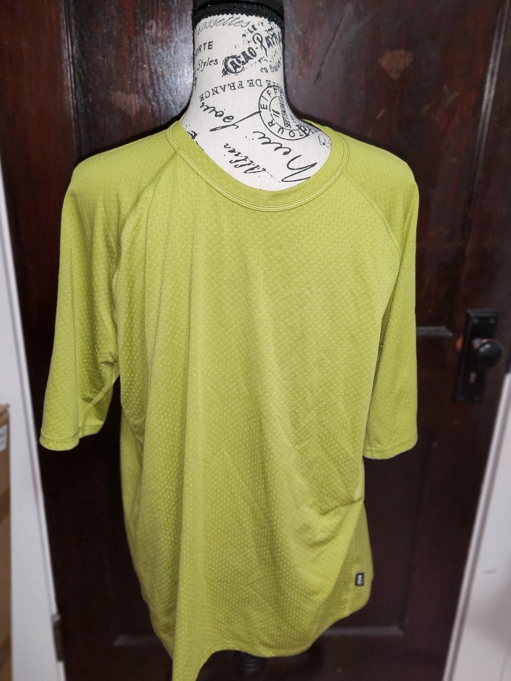 REI Lime Green Thinkfast Mesh Performanve Tshirt Large